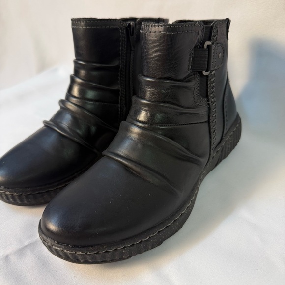 Clarks Women Caroline Orchid Ankle Boots Black Casual Leather Outdoor Husk-Fleck - Picture 5 of 15